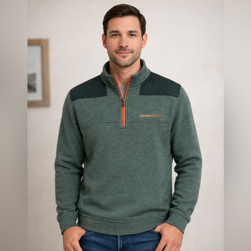 Vineyard Vines Men’s 1/4 Zip Pullover Sweatshirt
Size: M Gray/Green Heather